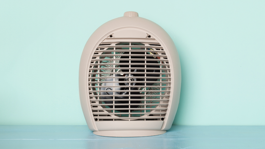 How much does it cost to run a space heater?